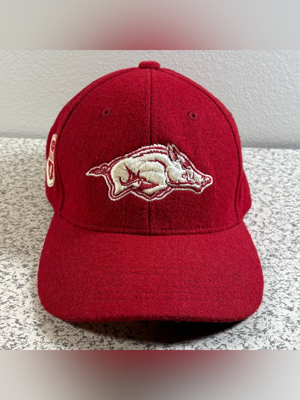 Top of the World Arkansas Razorbacks Hat Cap Adjustable Strapback Felt Wool Hogs